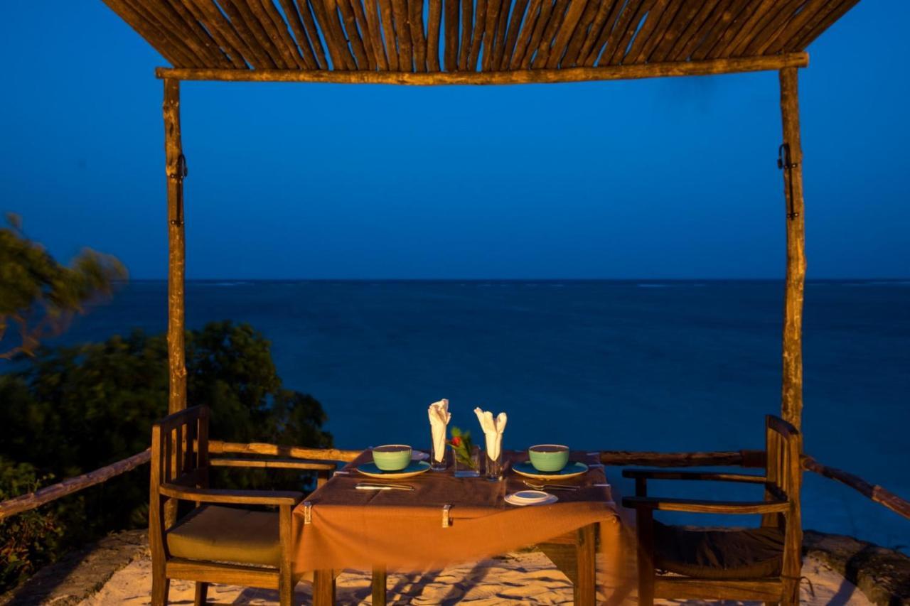 Shooting Star Boutique Hotel Kiwengwa  Exteriör bild